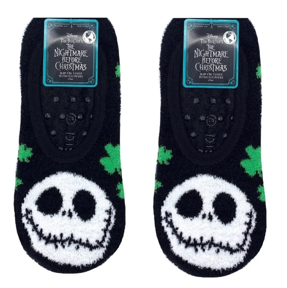 2pack Disney’s Tim Burton‎ Nightmare Before Christmas black & gripper socks FREE